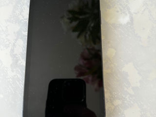 iPhone XR in carcasa de 14 foto 2