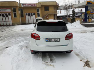 Porsche Cayenne foto 4