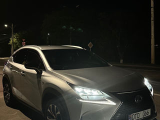 Lexus NX Series foto 10