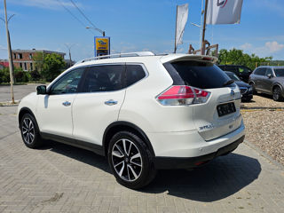 Nissan X-Trail foto 2