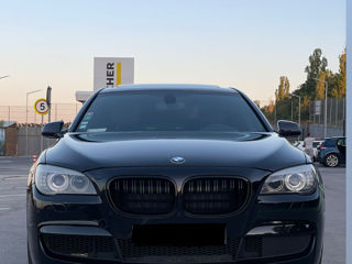 BMW 7 Series foto 3