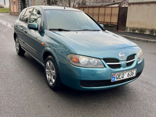 Nissan Almera foto 7