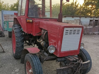 Se vinde tractor T25