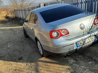 Volkswagen Passat foto 3