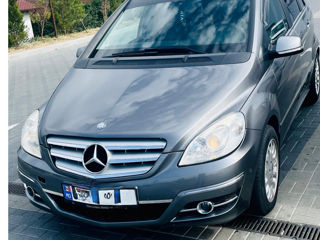 Mercedes B-Class foto 9