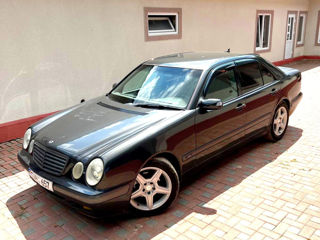 Mercedes E-Class