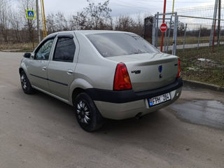 Dacia Logan foto 4