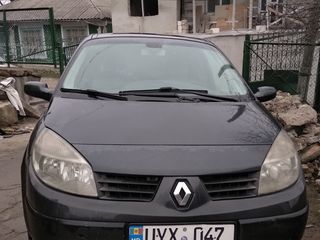 Renault Scenic foto 2