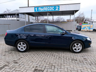 Volkswagen Passat foto 8