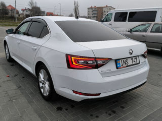 Skoda Superb foto 6