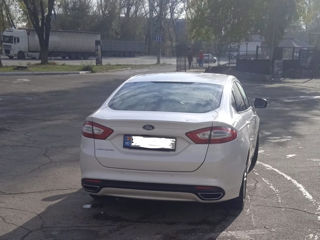 Ford Mondeo foto 5