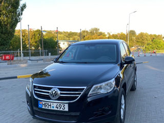 Volkswagen Tiguan foto 1