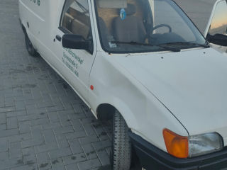 Ford Courier