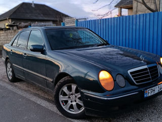 Mercedes E-Class