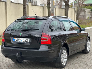 Skoda Octavia foto 6