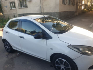 Mazda 2 foto 3