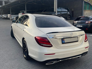 Mercedes E-Class foto 3