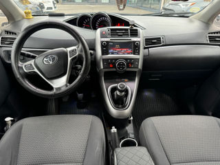 Toyota Verso foto 7