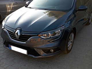 Renault Megane foto 1