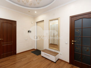 Apartament cu 2 camere, 85 m², Centru, Chișinău foto 8