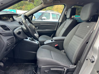 Renault Grand Scenic foto 8