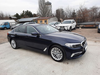 BMW 5 Series foto 2