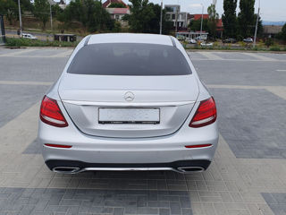 Mercedes E-Class foto 6