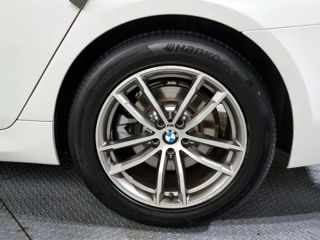 BMW 5 Series foto 5