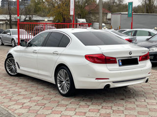 BMW 5 Series foto 3