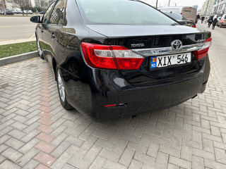 Toyota Camry foto 1