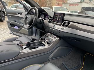 Audi S8 foto 9