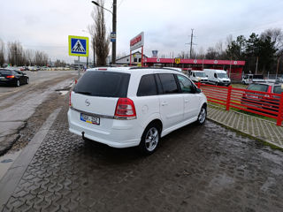 Opel Zafira foto 3