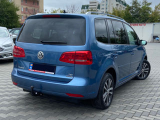 Volkswagen Touran foto 6