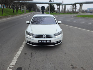 Volkswagen Phaeton фото 1