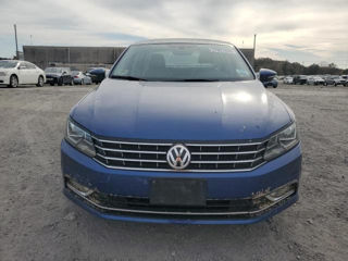 Volkswagen Passat foto 2