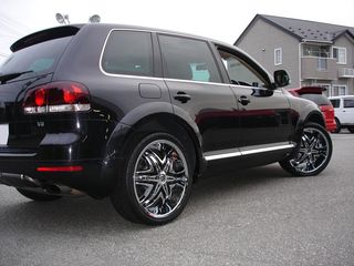 Volkswagen Touareg foto 1