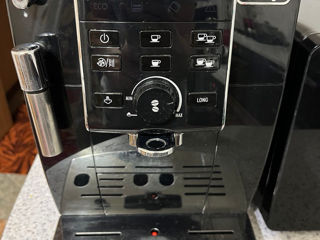 Aparat de cafea DeLonghi