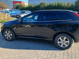 Volvo XC60 foto 2