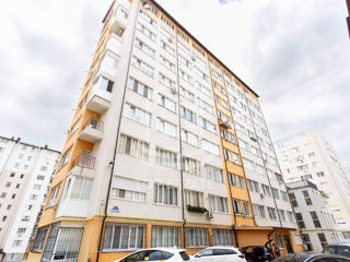 Apartament cu 3 camere, 164 m², Durlești, Chișinău foto 2