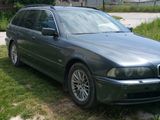 BMW 5 Series foto 5