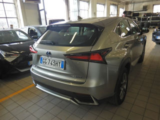 Lexus NX Series foto 2