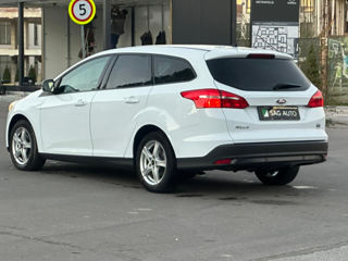 Ford Focus foto 2