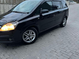 Opel Zafira foto 5