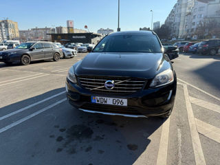 Volvo XC60 foto 2