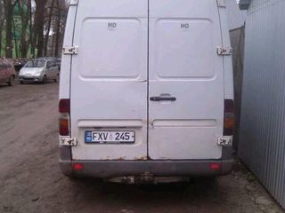 Mercedes Sprinter foto 1