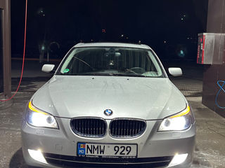 BMW 5 Series foto 7