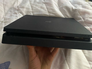 Vând ps4 slim foto 3