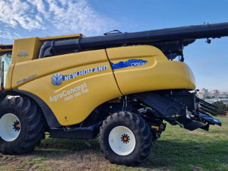 New Holland CR 8.90 din 2019 foto 7