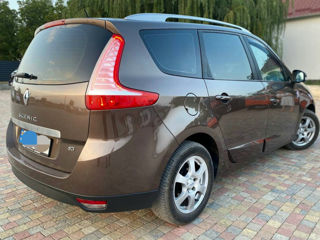 Renault Grand Scenic foto 4