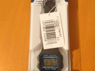 Продам новые часы Casio F-105W. foto 2